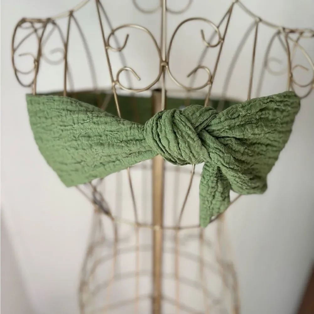 Princess Polly Knot Front Crinkle Bandeau Top Size 0 Green